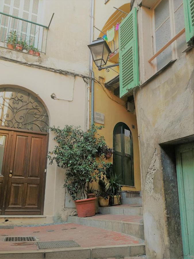 Maison De Ville Typique Mentonnaise Exterior photo